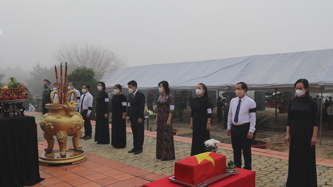 Bình Phước tổ chức truy điệu và an táng 43 hài cốt liệt sỹ ảnh 1