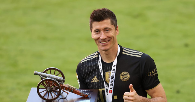 Bundesliga hạ màn: Lewandowski lập kỷ lục, Bremen xuống hạng ảnh 1