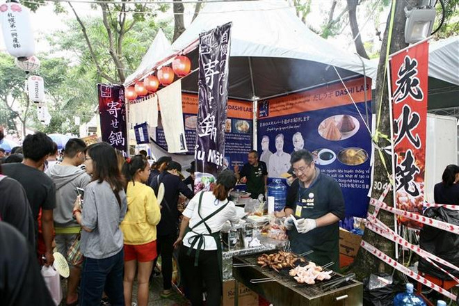 Thiết kế logo kỷ niệm 50 năm thiết lập quan hệ ngoại giao Việt-Nhật ảnh 1