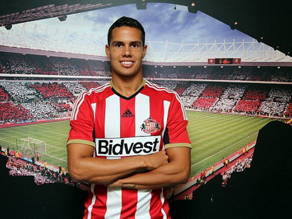 Chuyển nhượng 6/8: M.U công bố tân binh, Liverpool mua Alonso ảnh 3