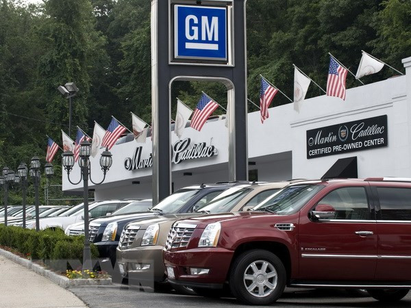 Mỹ: Doanh số bán xe vẫn khởi sắc bất chấp dự báo kinh tế ảm đạm ảnh 1