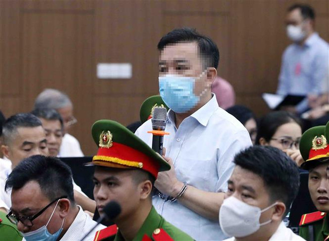 Vụ “bay giải cứu”: Bị cáo không đòi hỏi nhưng không tránh được cám dỗ ảnh 1