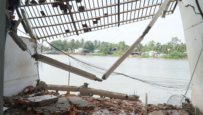 Vĩnh Long: Sạt lở bờ kè ảnh hưởng đến đời sống của nhiều hộ dân ảnh 3