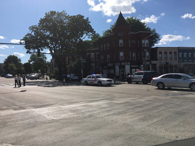 Mỹ: Xả súng xảy ra gần Đồi Capitol khiến 4 người bị thương ảnh 1