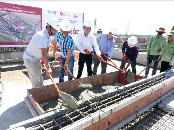 Cất nóc dự án Trường Hội nhập quốc tế iSchool Quảng Trị ảnh 1