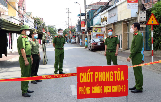 Hà Tĩnh ghi nhận thêm 2 trường hợp dương tính với SARS-CoV-2 ảnh 1