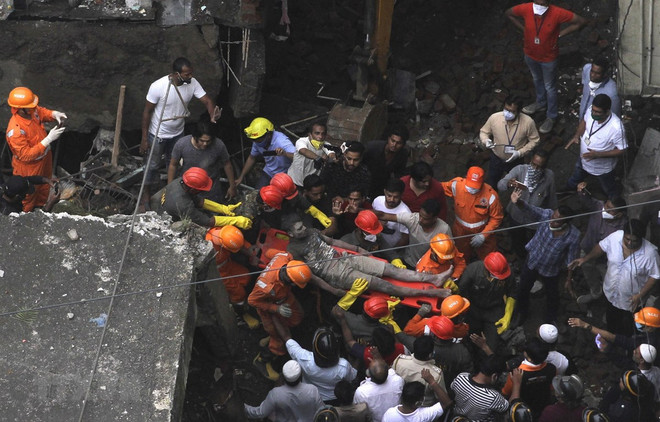 Ấn Độ: Sập nhà ở thành phố Mumbai, nhiều trẻ em thiệt mạng ảnh 1