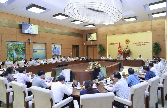 Quang cảnh Phiên họp thứ 24 của Ủy ban Thường vụ Quốc hội. (Ảnh: Doãn Tấn/TTXVN) Đổi mới, nâng cao hiệu quả của hoạt động tiếp xúc cử tri ảnh 1