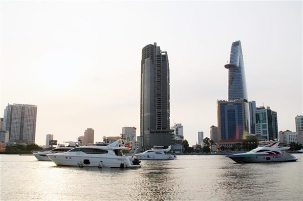 Du lịch đường sông ở Thành phố Hồ Chí Minh. (Ảnh: Mỹ Phương/TTXVN) Lễ hội Sông nước Thành phố Hồ Chí Minh lần đầu sẽ diễn ra vào tháng 8 ảnh 1
