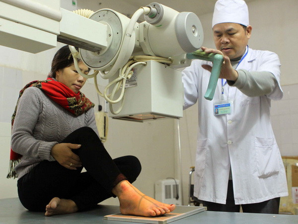 Hạn chế tình trạng trục lợi nhờ hệ thống giám định bảo hiểm y tế ảnh 1