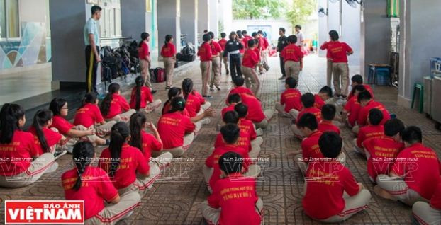 Lớp tự vệ học đường miễn phí với môn võ cổ truyền Việt Nam ảnh 2