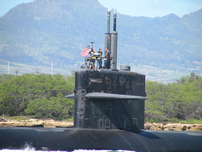 Tàu ngầm USS Bremerton của Hải quân Mỹ cập Vịnh Subic ảnh 1