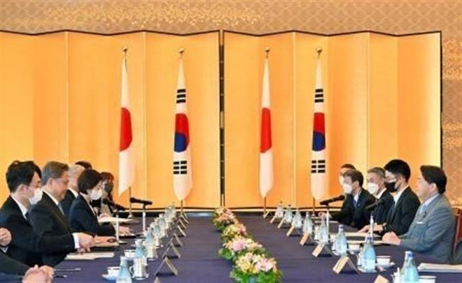 Nhật Bản và Hàn Quốc cam kết duy trì liên lạc về lao động thời chiến ảnh 1