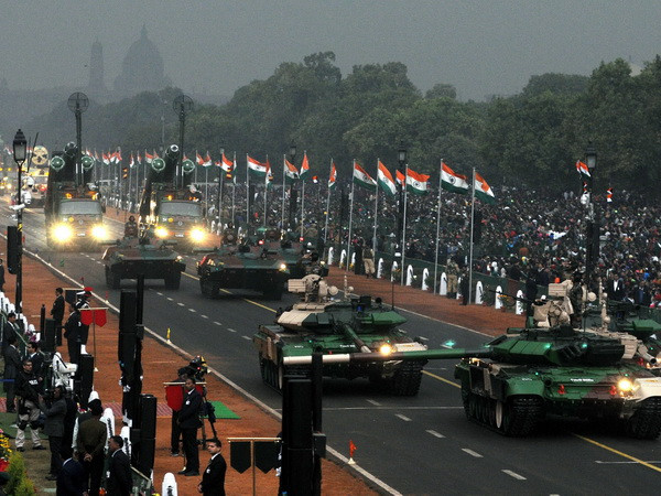 Ấn Độ tuyên bố hiện đại hóa thiết bị quốc phòng là ưu tiên hàng đầu ảnh 1