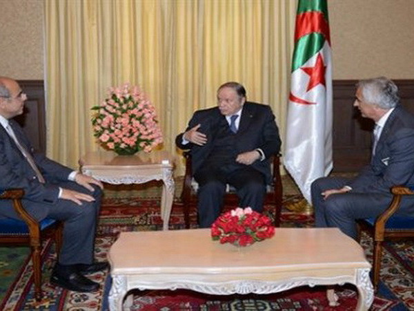 HLV Halilhodzic được mời tiếp tục dẫn dắt đội tuyển Algeria ảnh 1