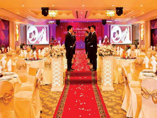 Kinh doanh nhà hàng tiệc cưới - cuộc chơi ngày càng khốc liệt ảnh 1