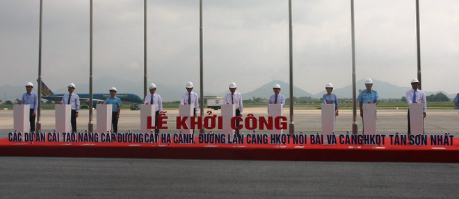 Khởi công dự án sửa chữa đường băng sân bay Nội Bài, Tân Sơn Nhất ảnh 1