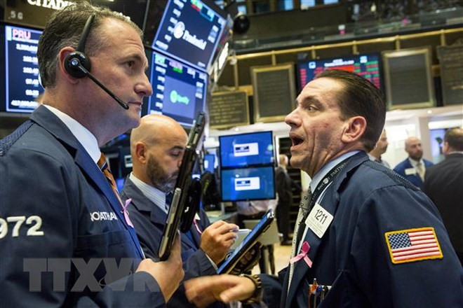 Chứng khoán phố Wall đi xuống sau ba phiên lên điểm liên tiếp ảnh 1