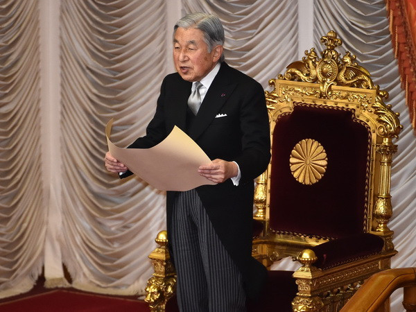 Nhật Hoàng bày tỏ ý muốn thoái vị do tuổi tác và sức khỏe ảnh 1