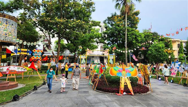 Nhiều loại diều độc đáo xuất hiện tại Lễ hội Diều quốc tế Huế 2023 ảnh 1