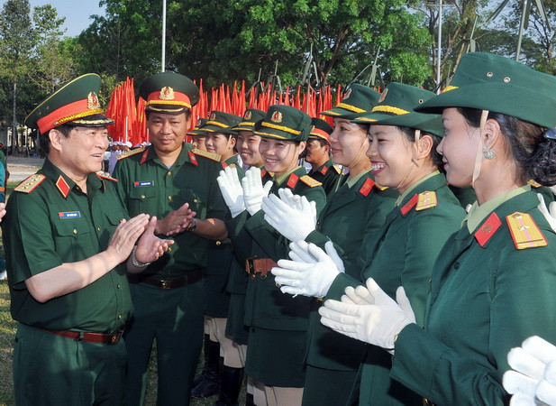 Hỗ trợ đào tạo tiếng Anh cho cán bộ, sỹ quan quân đội Việt Nam ảnh 1