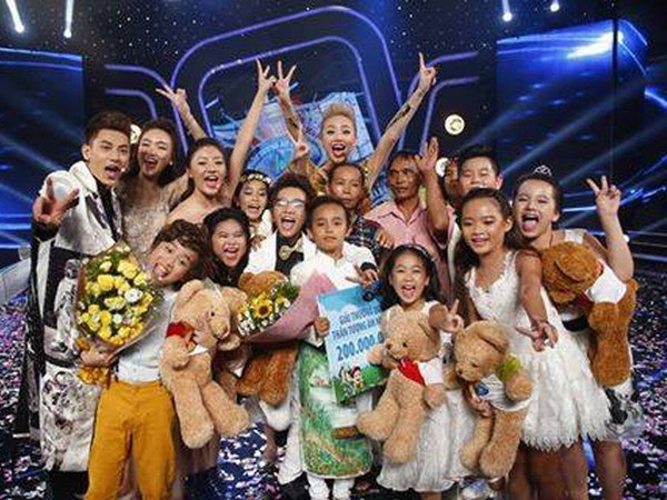 Hồ Văn Cường ngơ ngác khi trở thành Thần tượng Âm nhạc nhí ảnh 2