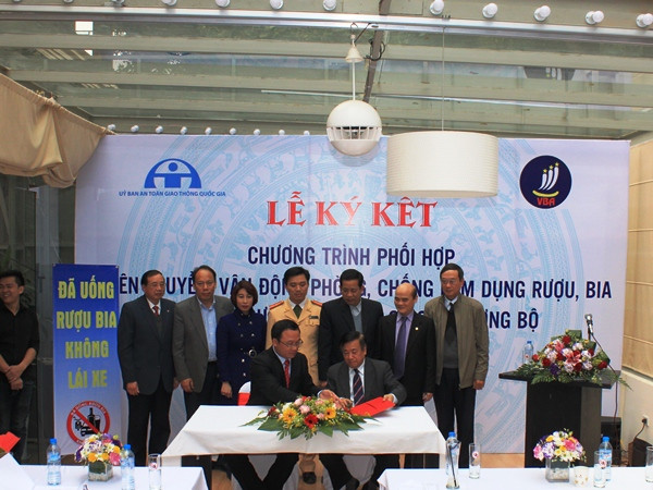 Thí điểm mô hình kinh doanh rượu, bia an toàn giao thông ảnh 1