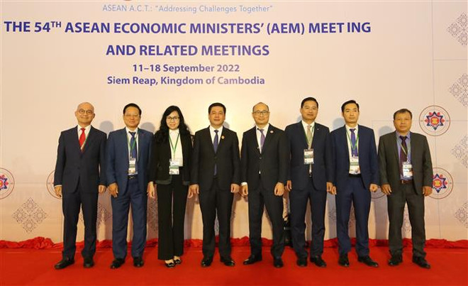Khai mạc Hội nghị Bộ trưởng kinh tế ASEAN lần thứ 54 tại Campuchia ảnh 2