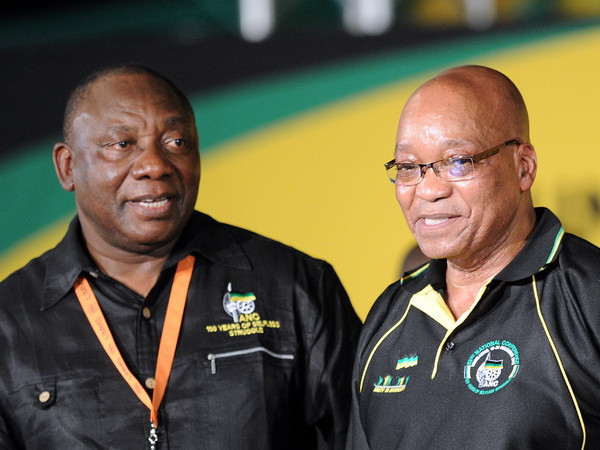 Nam Phi: Phó Tổng thống và Tổng thống thảo luận về từ chức ảnh 1