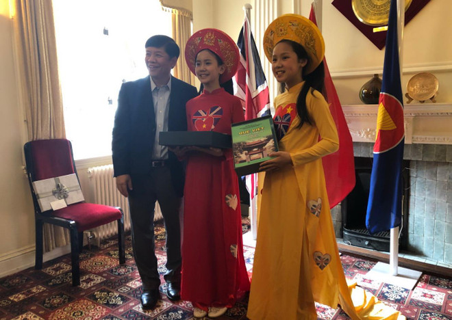 (Ảnh: Diễm Quỳnh/Vietnam+) Đoàn Ủy ban Nhà nước về người Việt Nam ở nước ngoài làm việc tại Anh ảnh 2
