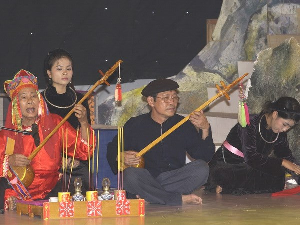 Hà Giang mở lớp truyền dạy hát then, đàn tính của dân tộc Tày ảnh 1