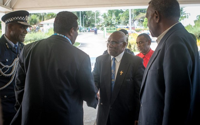 Mục sư 62 tuổi đắc cử Tổng thống Vanuatu sau 5 vòng bỏ phiếu ảnh 1