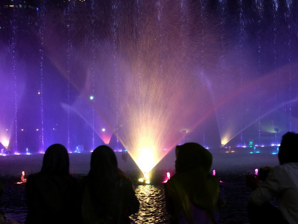 Malaysia hy vọng đón 2 triệu khách du lịch từ Trung Quốc ảnh 1