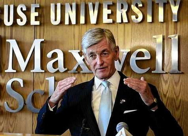 Bộ trưởng Lục quân Mỹ từ chức sau 6 năm giữ cương vị lãnh đạo ảnh 1