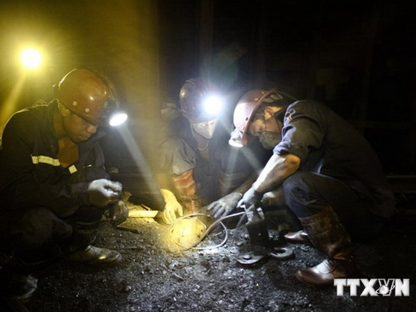 Vinacomin xác lập kỷ lục mới về độ sâu trong đào hầm lò than ảnh 1