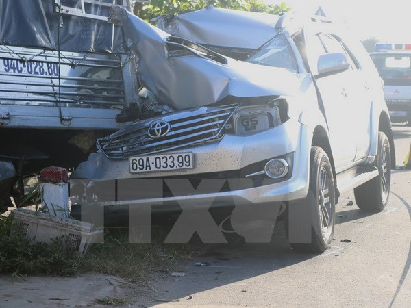 Sự kiện trong nước 20-26/3: Không cấp biển số 80A, 80B cho xe DN ảnh 1