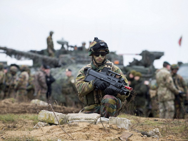 NATO cân nhắc đưa 4 tiểu đoàn tới khu vực Baltic giáp Nga ảnh 1