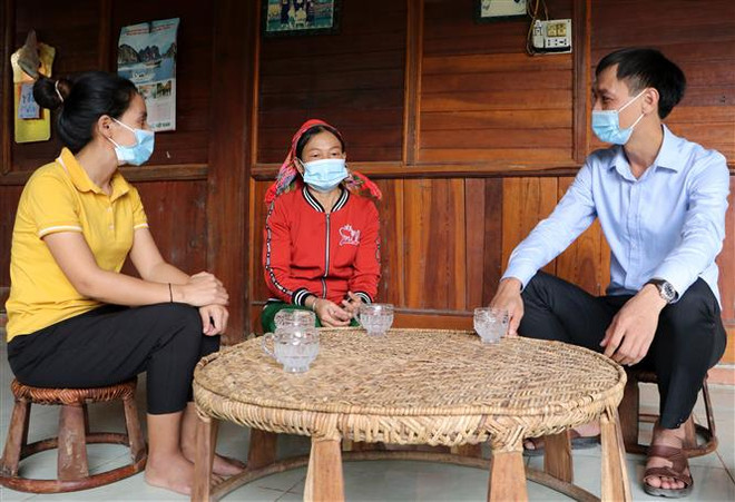 Lấp chỗ trống “thiếu, yếu” cán bộ ở vùng đặc biệt khó khăn ảnh 2