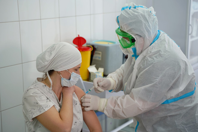 Nga, Ukraine và Ba Lan nỗ lực ngăn chặn sự lây lan của đại dịch ảnh 1