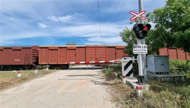 Đường sắt bố trí 400 tỷ đồng lắp thiết bị tín hiệu tại 270 đường ngang ảnh 1