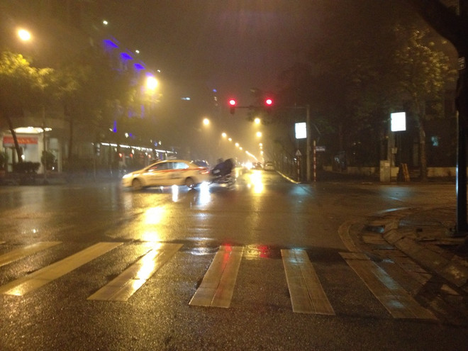 Ảnh hưởng áp thấp, khu vực Hà Nội có thể có mưa rào và dông ảnh 1