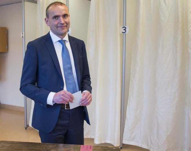 Giáo sư Lịch sử Gudni Johannesson đắc cử Tổng thống Iceland ảnh 1