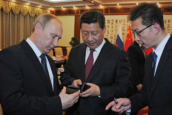 Điện thoại "iPhone của người Nga" chuẩn bị ra mắt ở Trung Quốc ảnh 1