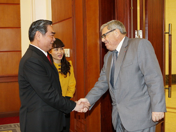 Đoàn đại biểu Đảng Cộng sản Pháp thăm Việt Nam ảnh 1