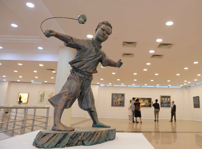 Nhiều tác phẩm mang hơi thở đương đại tại Festival Mỹ thuật trẻ 2020 ảnh 1