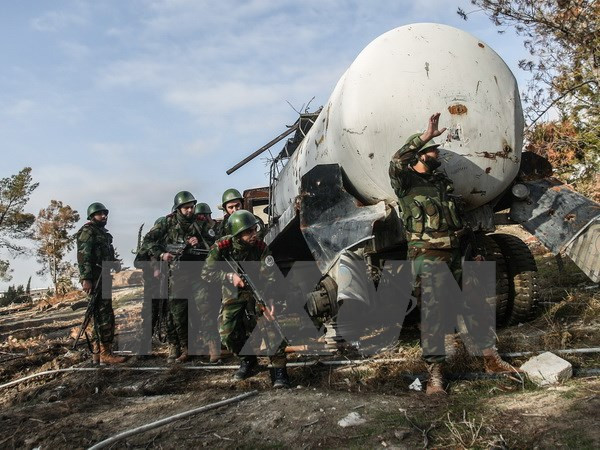 Quân đội Syria cùng Hezbollah đánh bại Mặt trận Al-Nusra tại biên giới ảnh 1