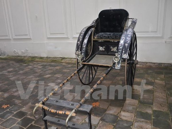 Trưng bày cổ vật của vua Thành Thái trong Tuần lễ Vàng Du lịch tại Huế ảnh 1