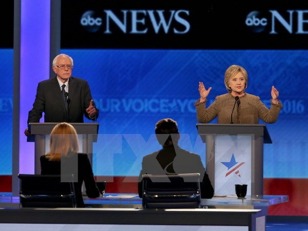 Mỹ: Ứng viên đảng Dân chủ bước vào cuộc tranh luận cuối cùng ảnh 1