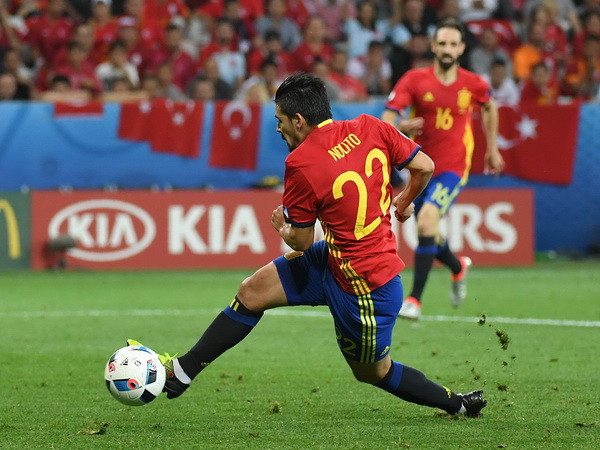 Nolito đi vào lịch sử bóng đá Tây Ban Nha tại các giải EURO ảnh 1