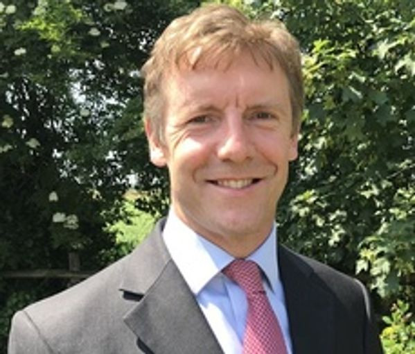 Iran triệu Đại sứ Anh để trao công hàm phản đối can thiệp nội bộ ảnh 1